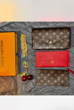 Luxury Monogram Shoulder Bag Set!