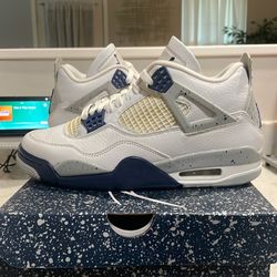 Jordan 4 Midnight Navy