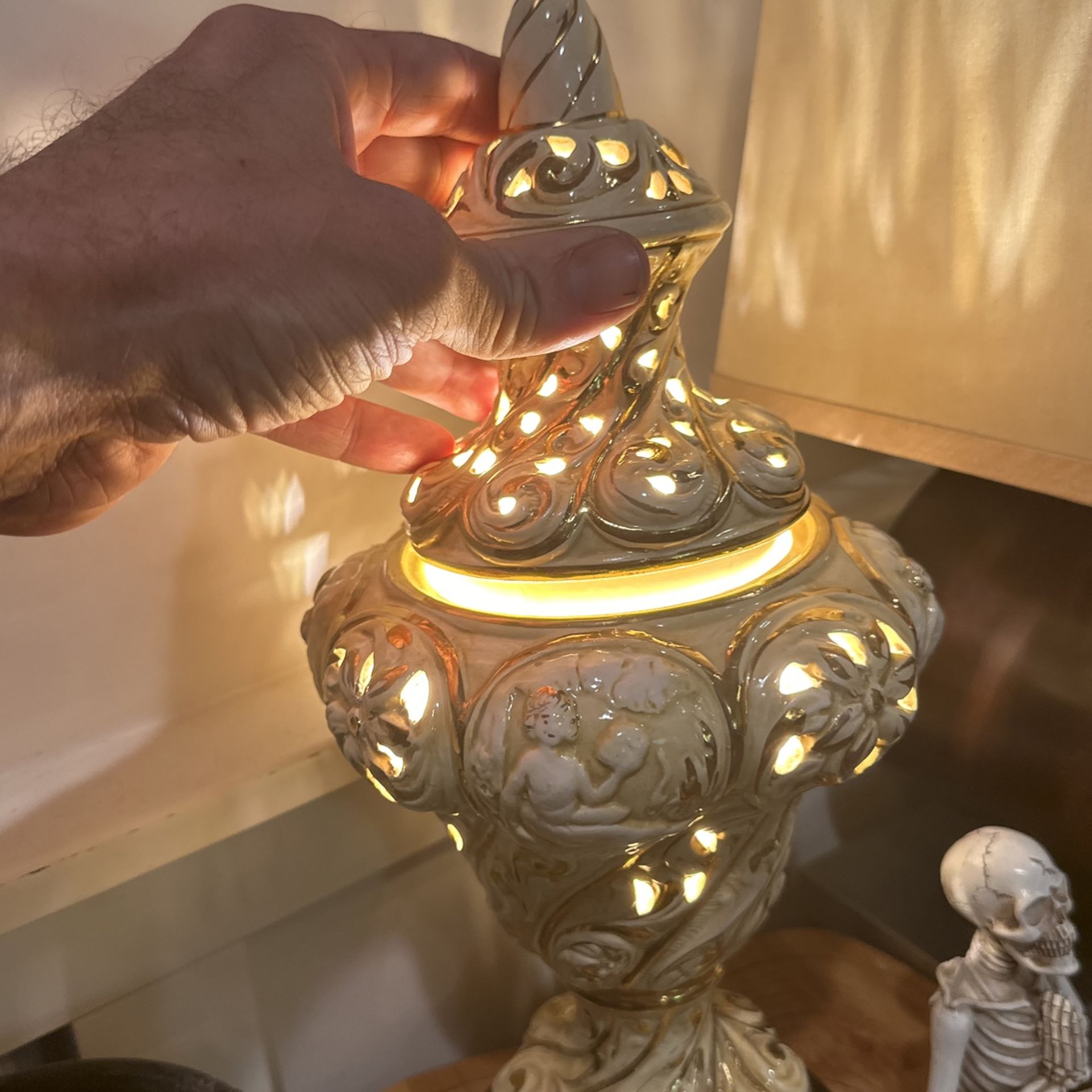 40’s Collectible Capodimonte Porcelain Lamp Antique for Sale in