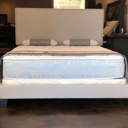 Full Size Ivory Velvet Bed Frame With New Mattress/Available In All Sizes