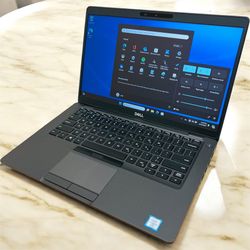 Dell i5 vPro Quad Core Full HD touchscreen laptop / Windows 11 Pro / SSD 256 / RAM 16GB / Camera / Antivirus / HDMI / Bluetooth / WiFi / USB C / Backl