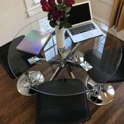 Dining Table Round