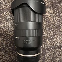 Tamron 28-75mm f/2.8 Di III RXD Lens for Sony E