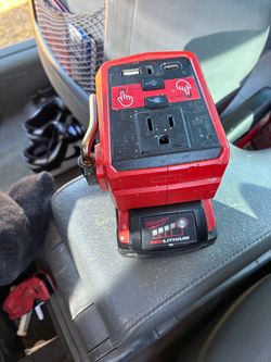 Milwaukee power battery