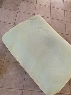 Free twin size mattress topper (3 inch thick foam)