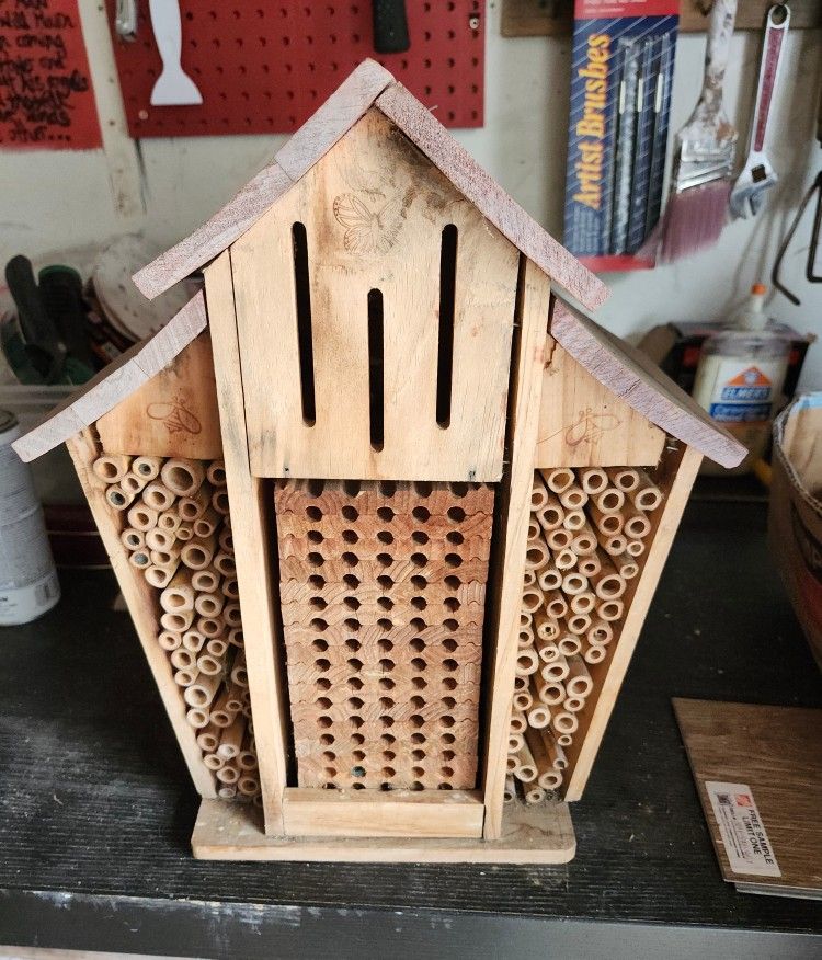 Bee/Butterfly/Insect House