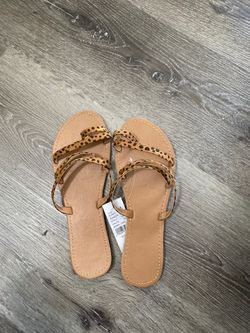 Women sandals