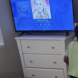 43” Onn Roku Tv