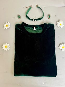 Dark Green Velvet Tops 🤍