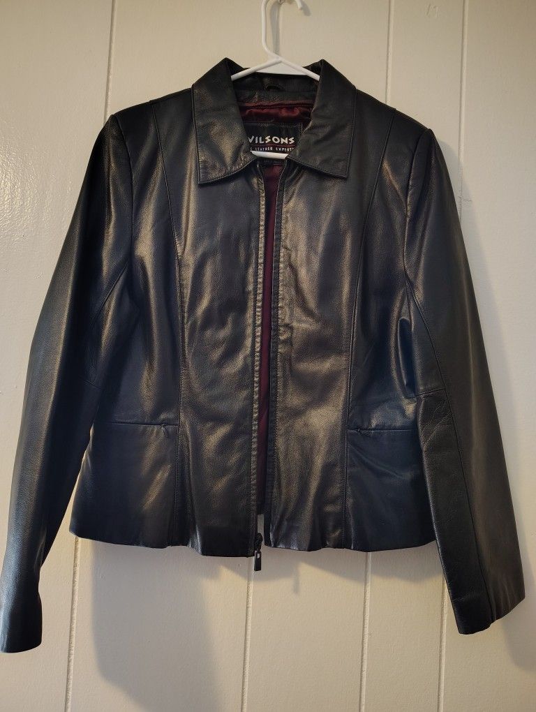 NEW WILSONS LEATHER BLACK JACKET WITH MATCHING LEATHER GLOVES SIZE MEDIUM