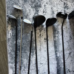 Old golf clubs, like new putter