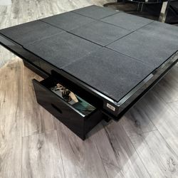 Gloss Black Coffee Table 
