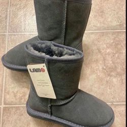 Kids New Boots Lamo, Size 3, Runs Smaller , Will Be Fit For 1us