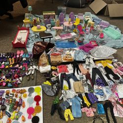 Barbie and LOL shoes Clothes wood furniture Lot Mixed Vintage Various  Styles more than 200pieces.