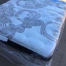 Queen Pillowtop Mattress ONLY