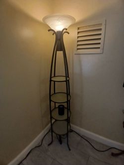Floor lamp