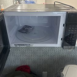 Frigidaire Microwave