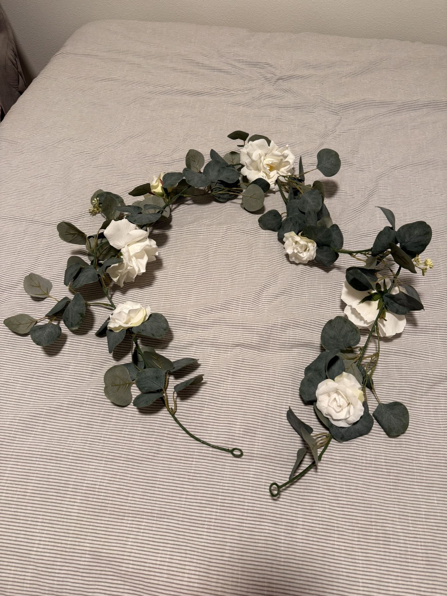 White Floral Garland