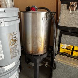 Turkey fryer