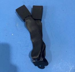 2011 - 2014 HYUNDAI SONATA REAR SEAT BELT BUCKLE LATCH CENTER OEM