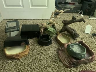 Pet Supplies Hides, Water Dishes, Branches, Critter Cages, Water/hide Dish