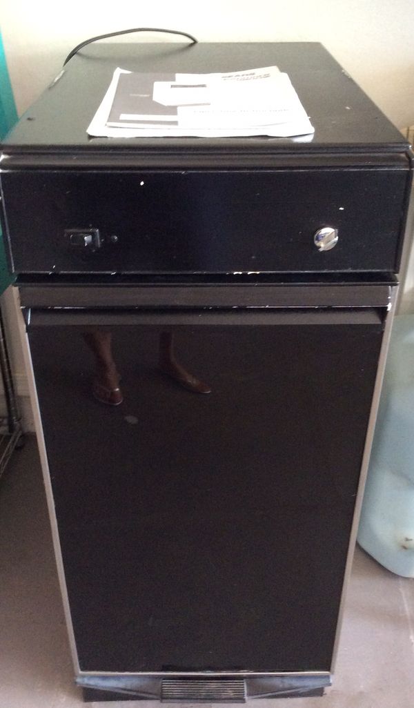 Kenmore trash compactor for Sale in Phoenix, AZ OfferUp