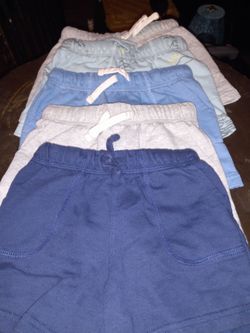 5 pair of shorts size 4T