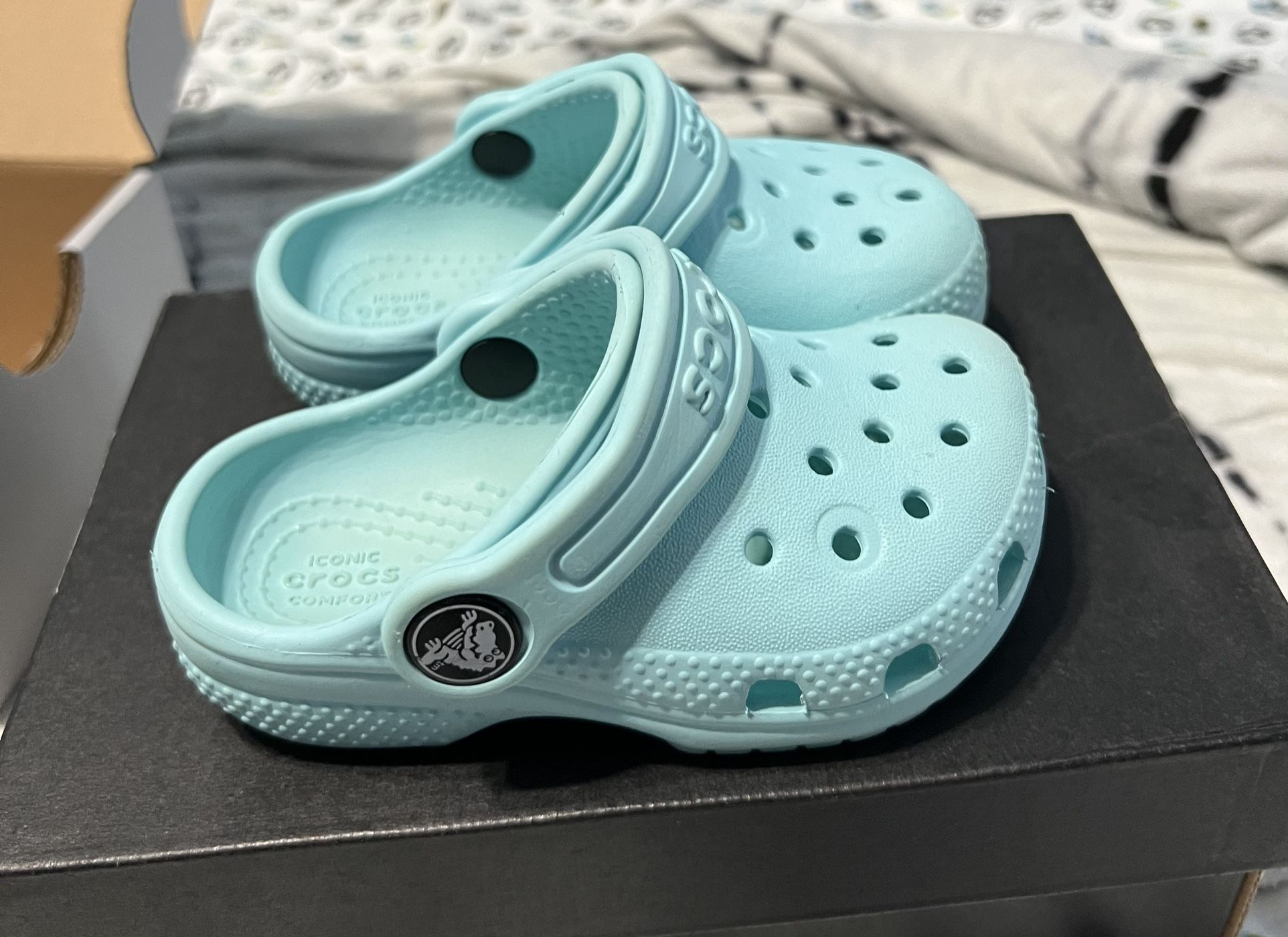 Crocs Toddler Size 5c 