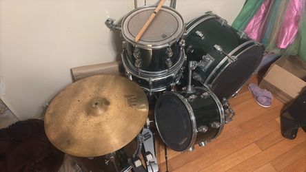 Drum kit