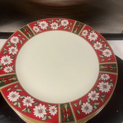 Charlton Hall by Kobe Ceramic Christmas 10 5/8" Dinner Plates And Salad Plates  (Set of 20