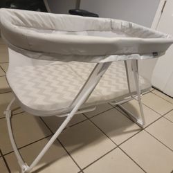 Bassinet 
