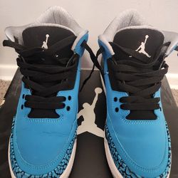 size 7 y.  powder blue jordans used