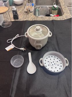 Aroma Rice Cooker & Food Steamer w/ Tray, Lid & Accessories