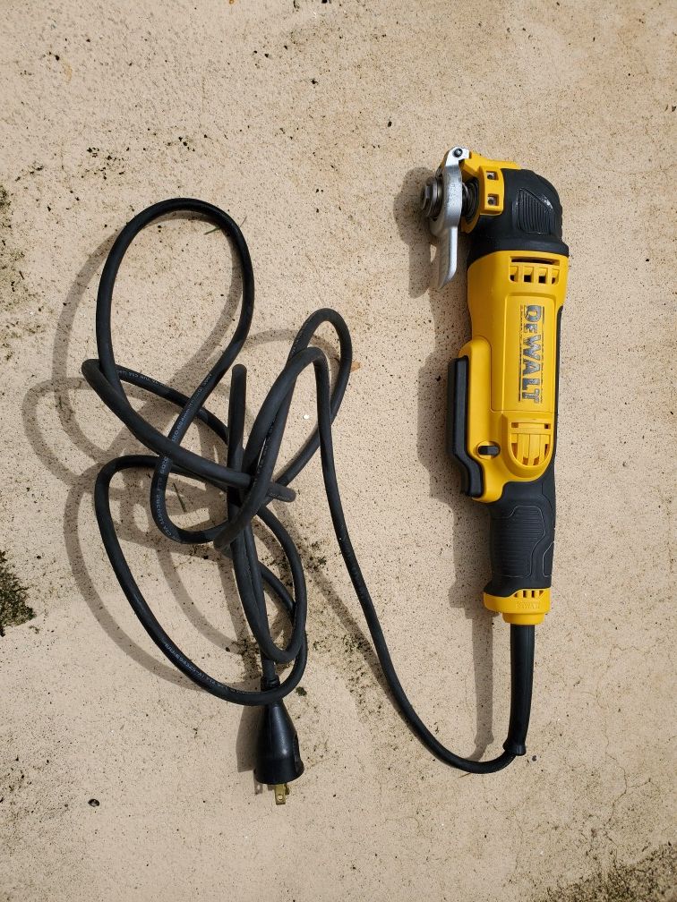 DEWALT Corded Oscillating Multi Tool