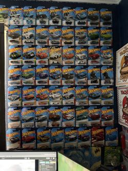 Selling Hot Wheels Collection 🛞