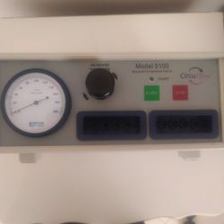 circuflow  leg compression machine