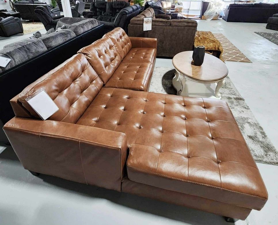 Baskove Real Leather Modern Sectional Sofa With Chaise /P
