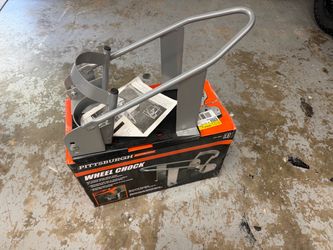 Pittsburgh motorcycle wheel chock (for trailer)