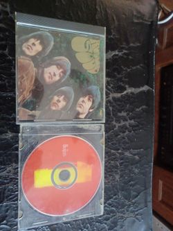 THE BEATLES CDS 💿 AND CASSETTE TAPES LOT $75 FINAL PRICE READ DESCRIPTION AND SEE ALL PICTURES