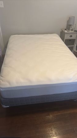 2 Full Size Beds
