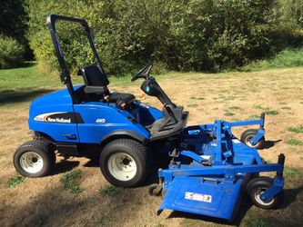 2008 Used New Holland MC28 w/front deck 72” lawn mower