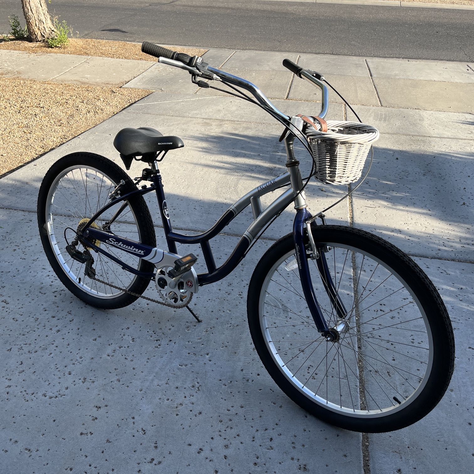 schwinn jaguar womens bicycle Jaguar Schwinn Hi Ten Women's for Sale in Sun City, AZ