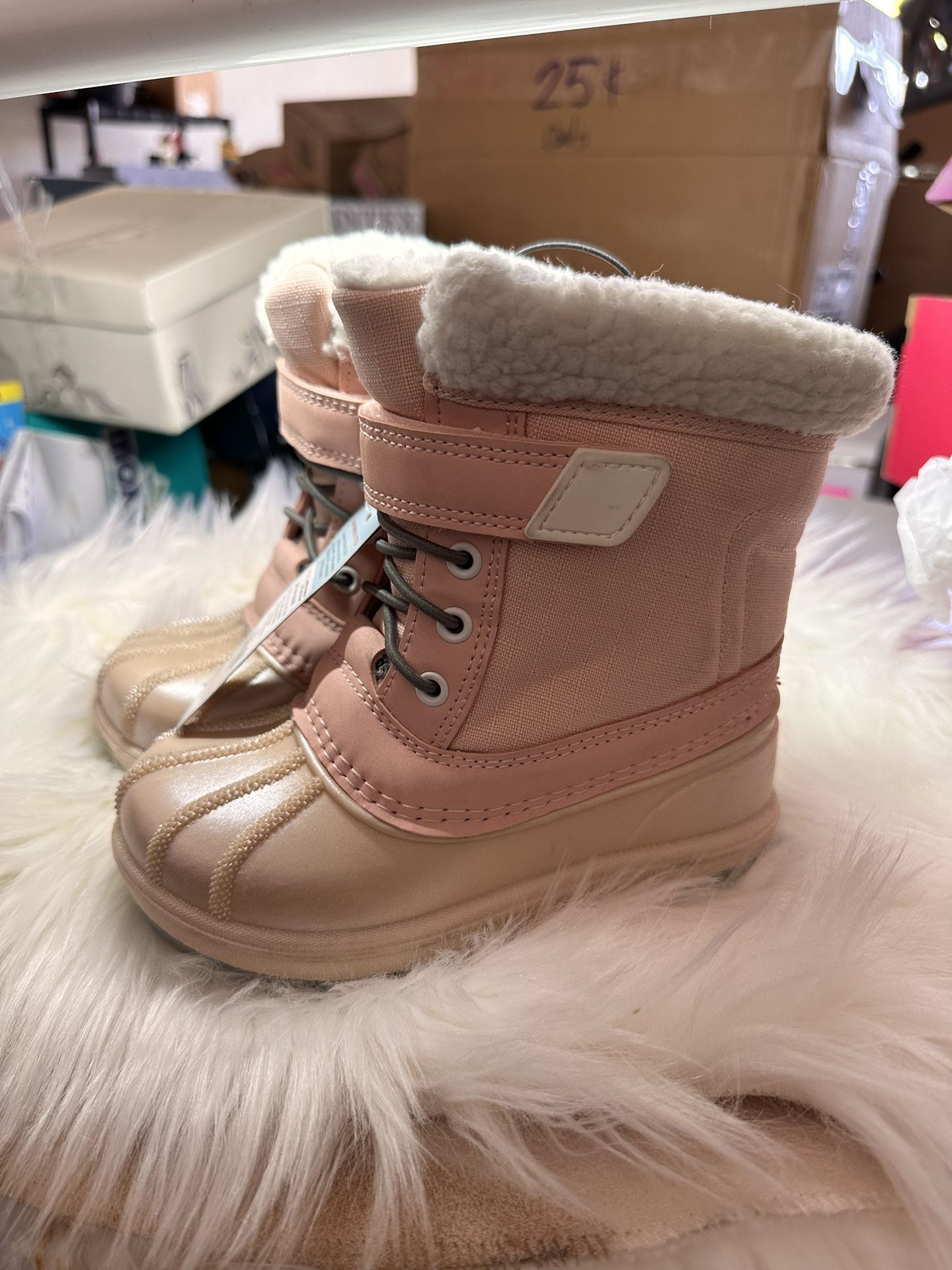 LV STAR TRAIL ANKLE BOOT for Sale in Laveen Village, AZ - OfferUp