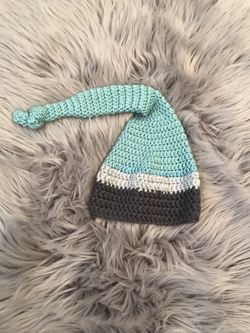 Newborn hat for photo shoot