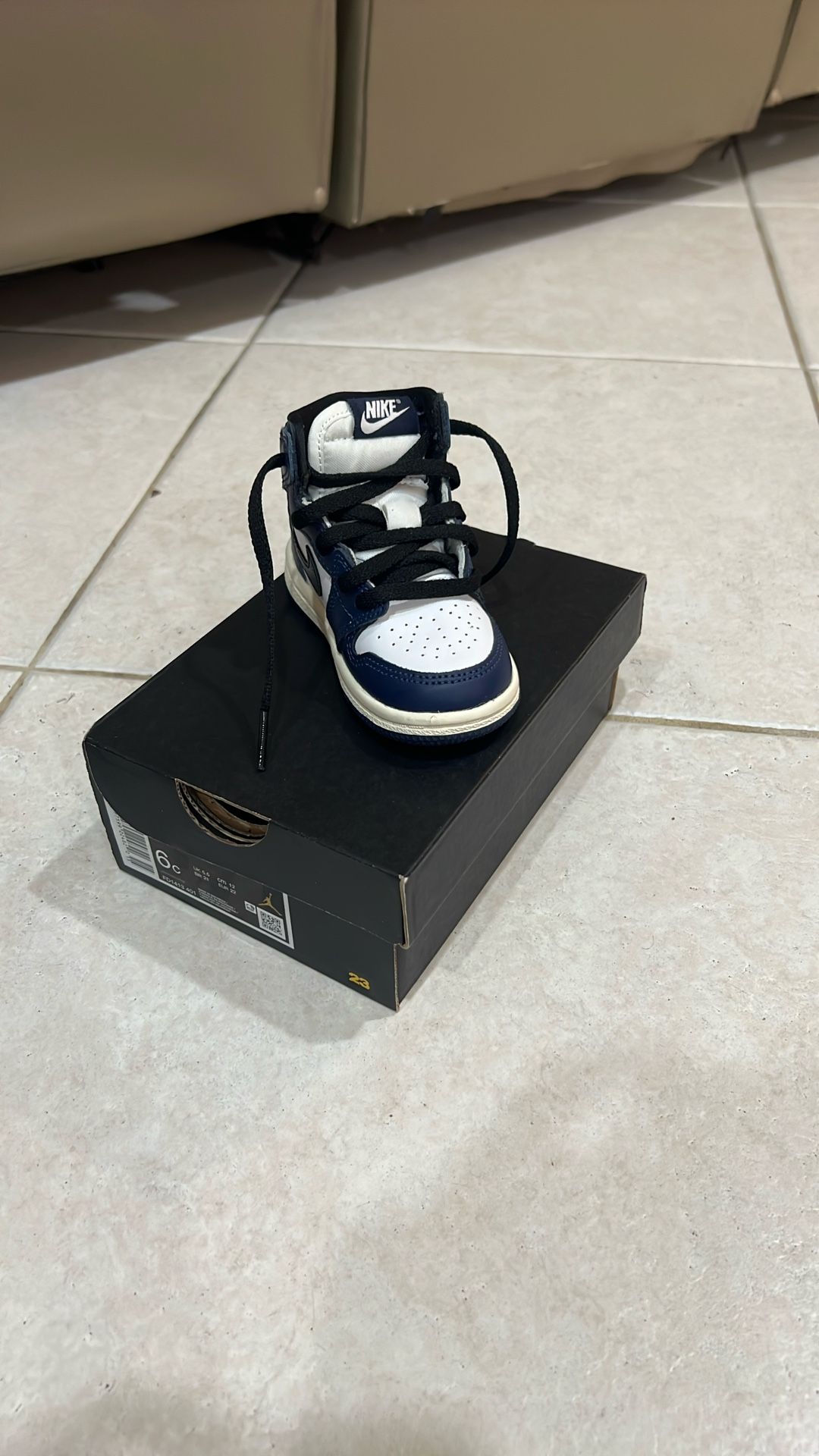 Air jordan 1 6c brand new all clean