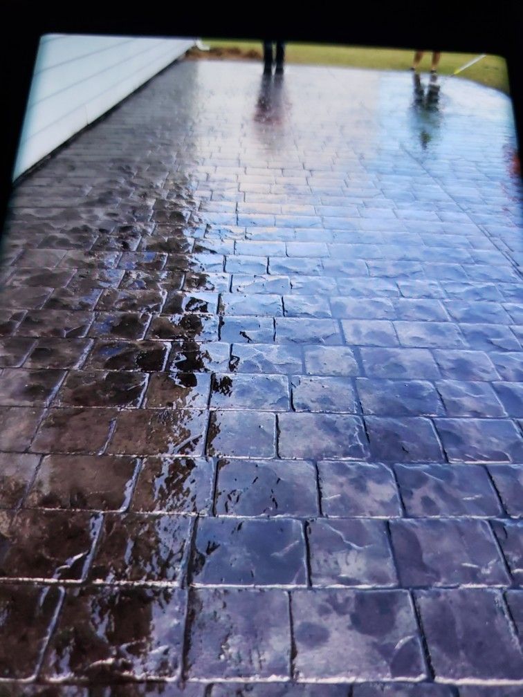 Need A New Driveway? We Do All Types At Good Prices Give Us A Call !!! We Offer Free Estimates✳️ 🔹 🔶 🟡