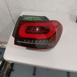 2021 MBZ  GLA 250 Right Taillight 