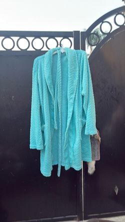 One Size light blue / teal Fuzzy Robe / Lounge Jacket