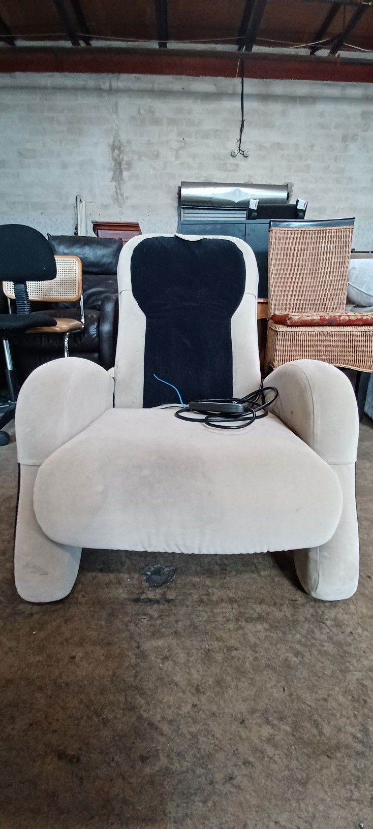 JOY 100 iJOY 130 Robotic Massage Chair