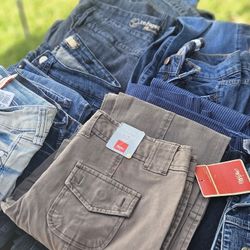 Woman. Jeans And Jackets.  Jeans.for 3 And.jackets For 4